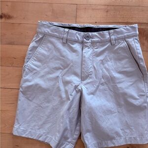 Vineyard Vines Light Gray Flat Front performance Shorts